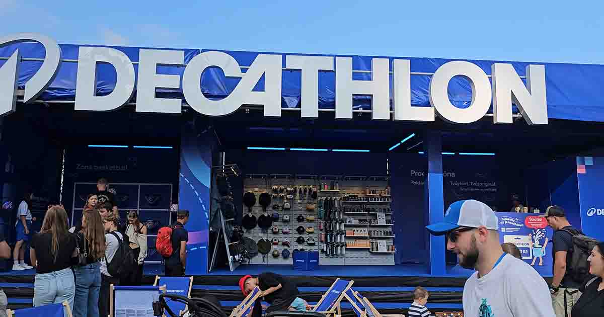 Cómo sobrevivir a un festival con lluvia: 15 trucos que aprendí en Colours of Ostrava Tiendas en Colours of Ostrava - Decathlon