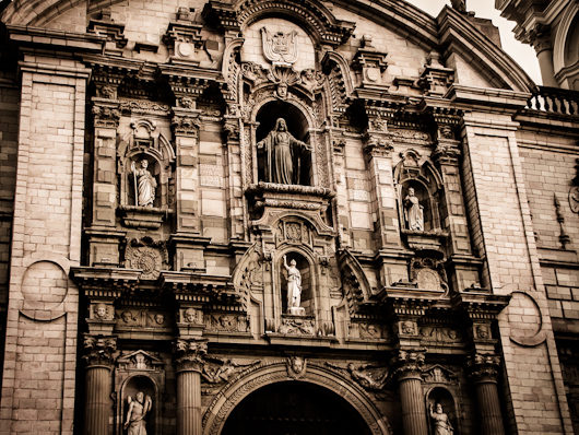 El sombrero de Pizarro - Catedral de Lima